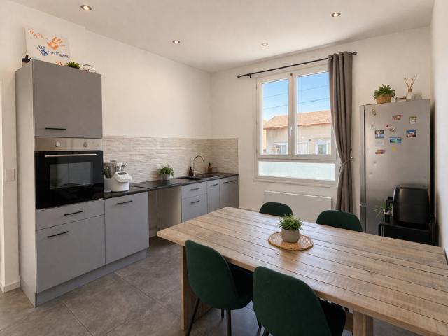 Maison familiale 145m2 habitable 190m2 utiles 5 chambres r