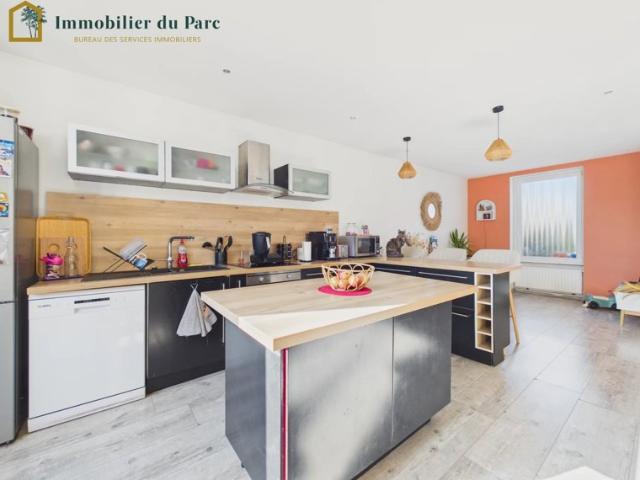 Maison familiale 152 m² avec grande pièce de vie 4 chambres – Proche accès autoroute