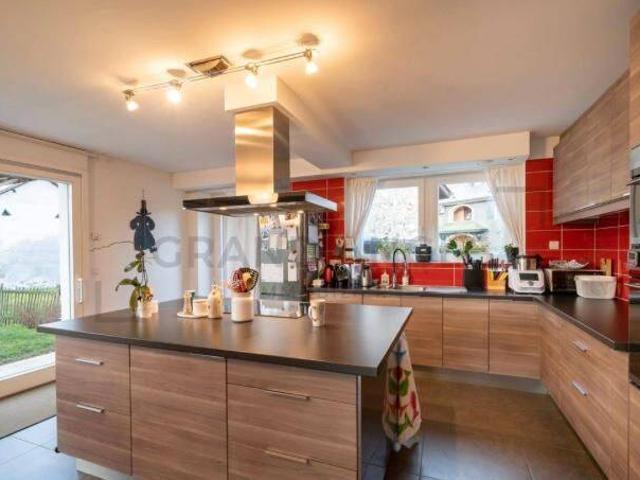 Maison familiale 156 m² + piscine – 3 ch. + mezzanine – Cernex