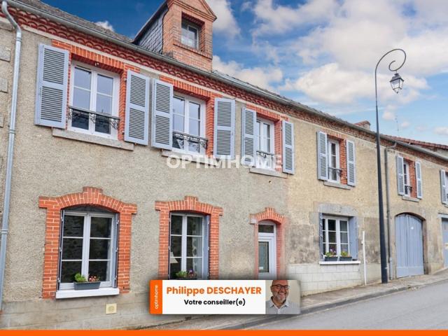 Maison Familiale 156 m² 7 pièces 4 chambres 2 Garages sur Terrain de 491 m² MAGNAC LAVAL 87190