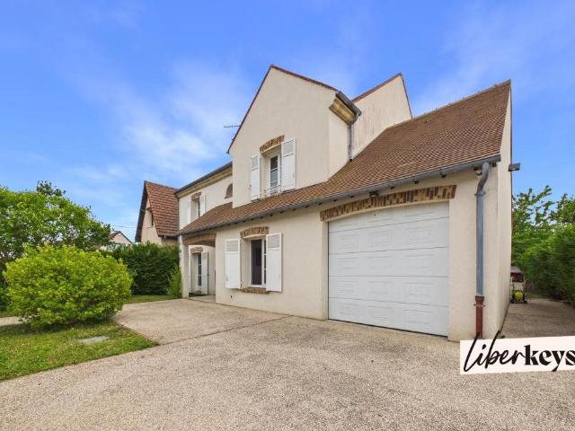Maison familiale 160 m² – 5 chambres – Terrain de 500 m² – S. 160m² Les Clayes sous Bois