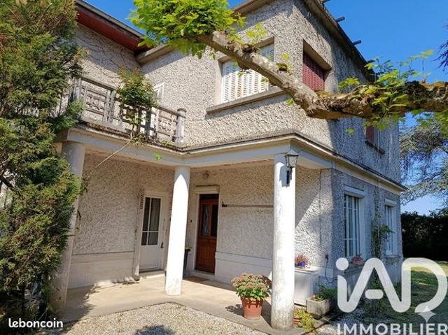 Maison familiale 10 pièces 295 m²