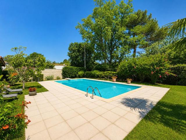 Maison familiale 125m2 avec piscine à Montauban Possibilité de détacher terrain constructible