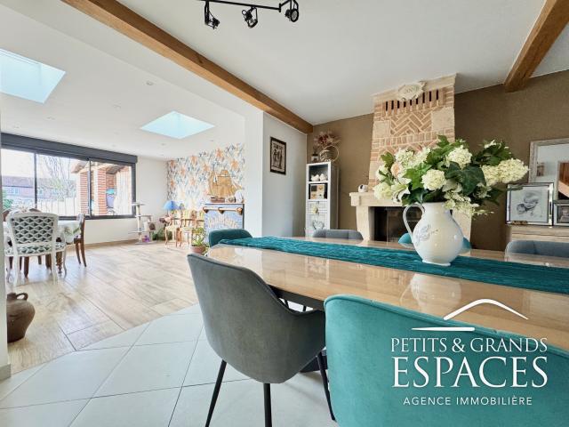 Maison familiale 133 m2 volumes généreux secteur calme