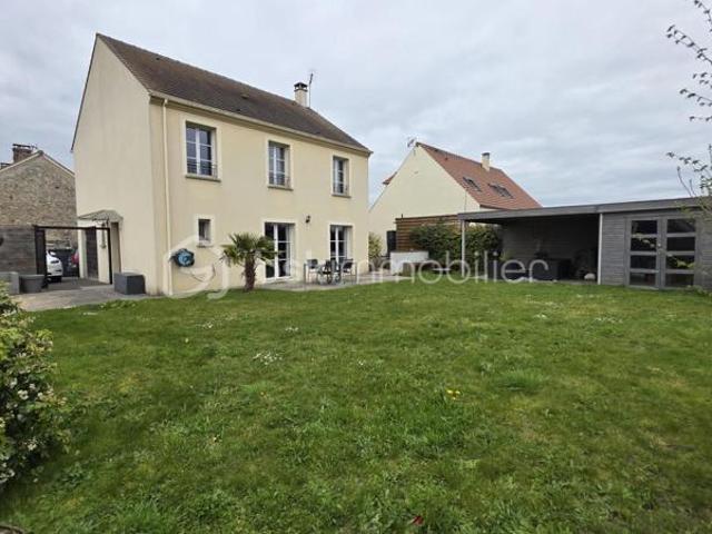 Maison familiale 130 m2 4 chambres terrain 514 m2