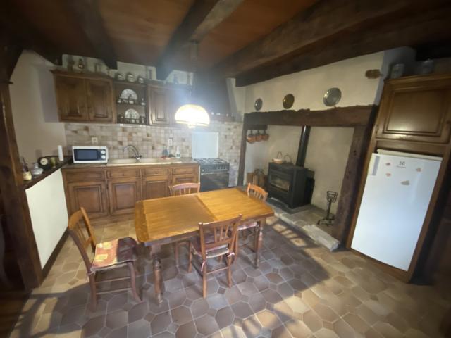 MAISON FAMILIALE