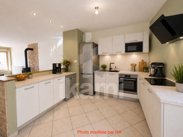 Maison familiale 200 m2 6 chambres Jardin DPE C 200m² Saint Donat sur l'Herbasse