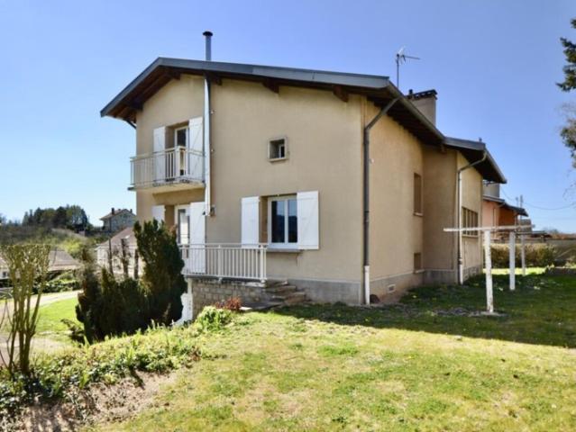 MAISON FAMILIALE