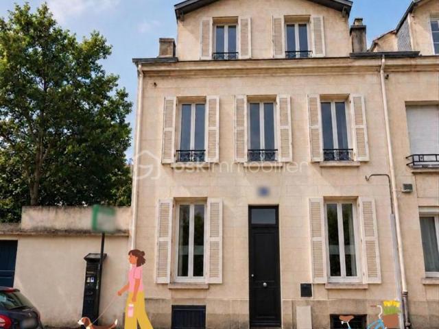 Maison familiale 4 ch Bureau Cour Centre ville Quartier Danton DPE B