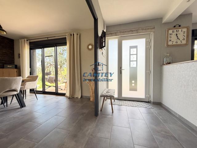 Maison Familiale 4 chambres 5537 m2 de terrain sans vis. 161m² Fontaine lès Luxeuil