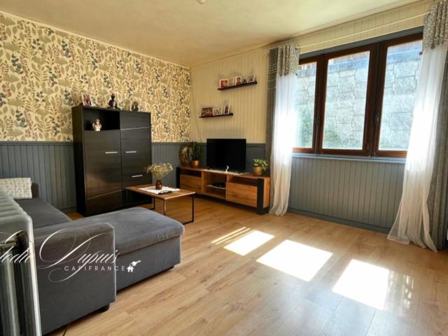 Maison familiale 4 chambres 95m² et 199 m2 au sol à Saint Michel de Maurienne