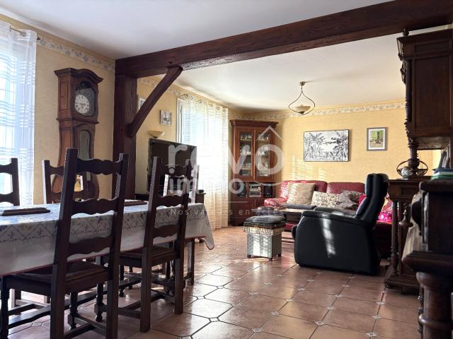 Maison familiale 4 chambres avec terrain arboré – Proche Chemillé