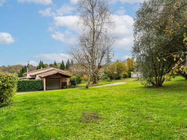 Maison familiale 4 chambres avec dépendance et grand terrain