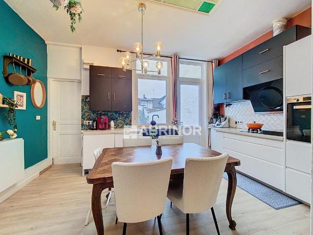 Maison familiale 4 chambres avec jardin et cave, proche saint maur