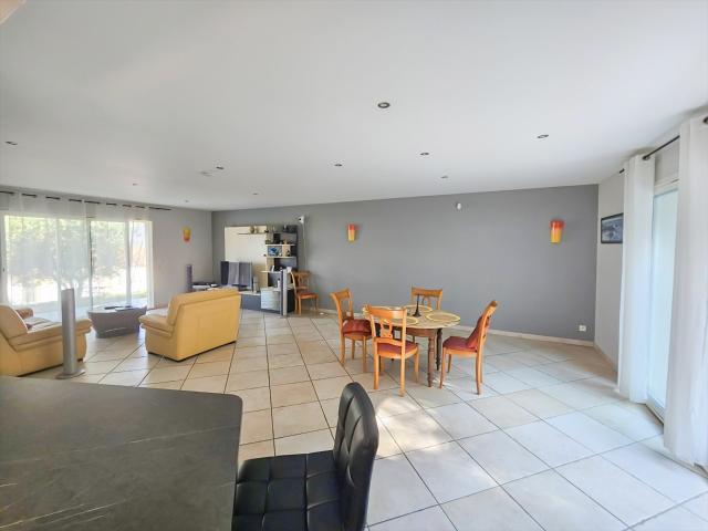 Maison Familiale 5 chambres 180m² Saint Maurice l'Exil