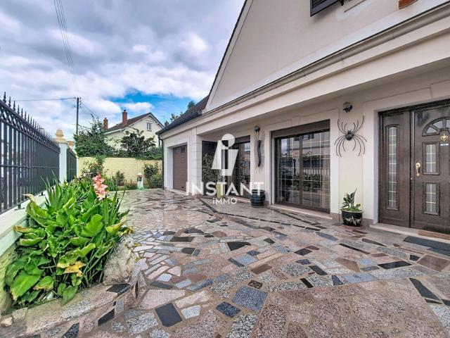 Maison familiale, 5 chambres, garage