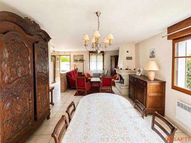 Maison familiale, 5 chambres et sous sol complet