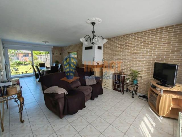 MAISON FAMILIALE 5 CHAMBRES, JARDIN, GARAGE, PARKING