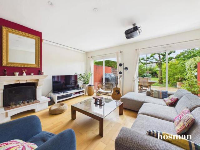 Maison familiale 5 pièces de 104 m² avec terrasse et garage Orienté ouest Rue Virginia, Bordeaux