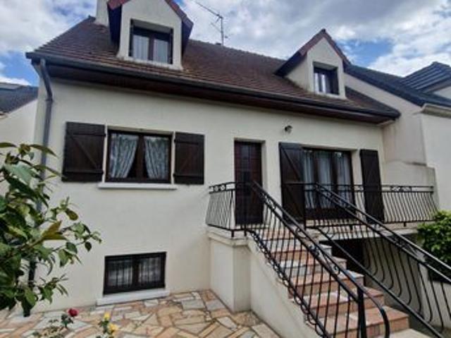 Maison familiale 5 pièces 160 m²