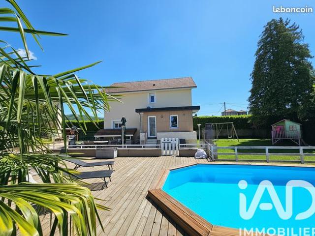 Maison familiale 5 pièces 162 m²
