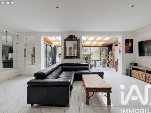 Maison familiale 5 pièces 121 m²