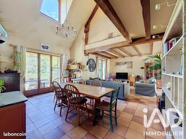 Maison familiale 5 pièces 132 m²