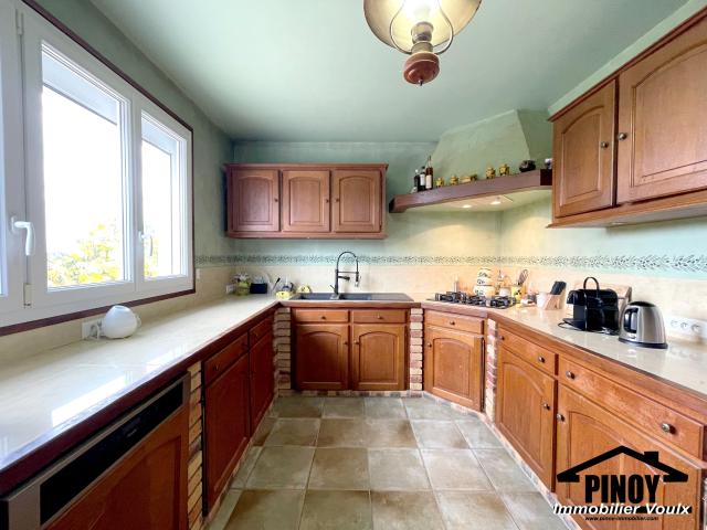 Maison familiale 6 chambres jardin de 1564m2