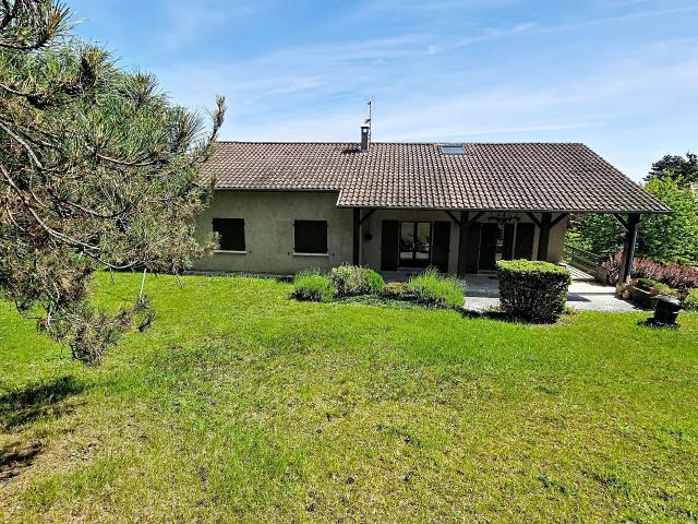 MAISON FAMILIALE 6 CHAMBRES JARDIN 1580 M² UN CADRE DE VIE PRISÉ AU CALME