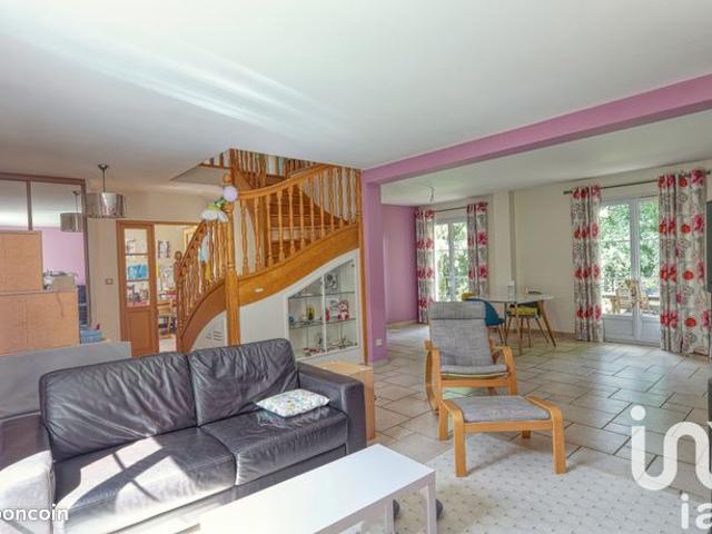 Maison familiale 6 pièces 147 m²