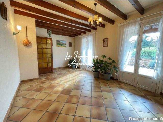 Maison Familiale 6 Pieces 152M² Sur 4527M² De Parcelle 152m² Roquefort