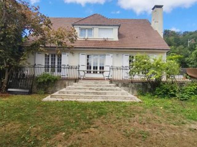Maison familiale 6 pièces 156 m²