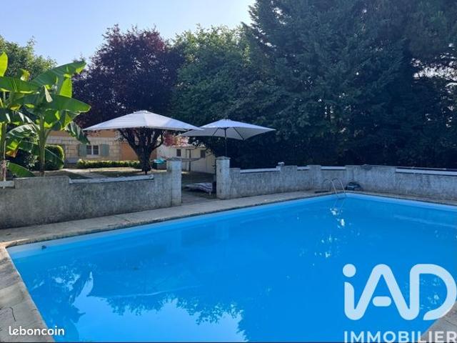 Maison familiale 6 pièces 186 m²