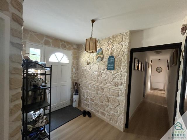 Maison rénovée 140 m2 Grande pièce de vie 60 m2, véranda 4