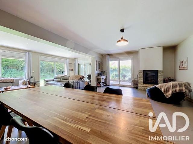 Maison familiale 7 pièces 144 m²