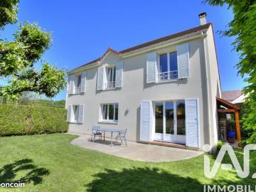Maison familiale 7 pièces 158 m²