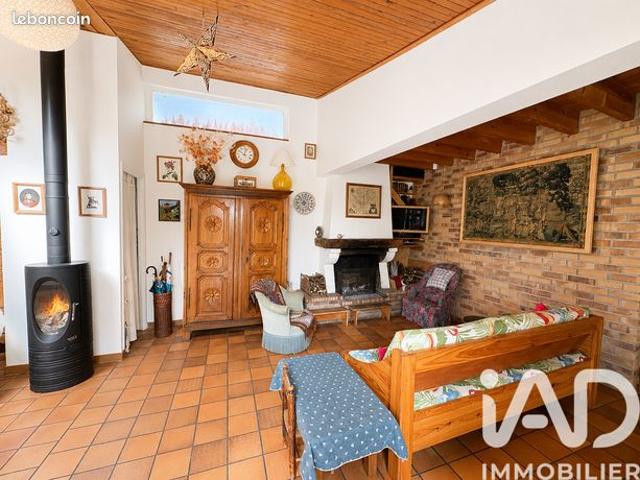 Maison familiale 7 pièces 162 m²