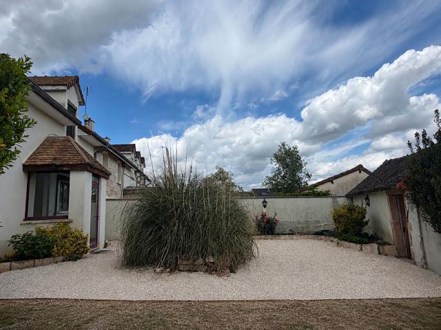 Maison familiale 7 pièces 169 m² Saint Rémy 170m² Saint Rémy