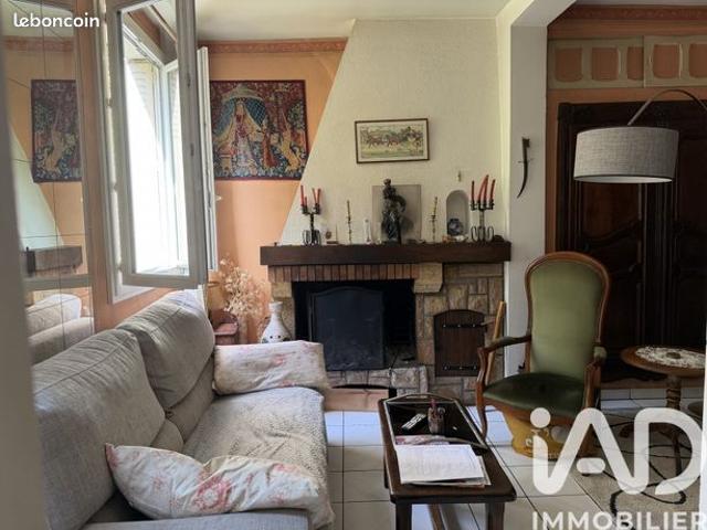 Maison familiale 8 pièces 176 m²