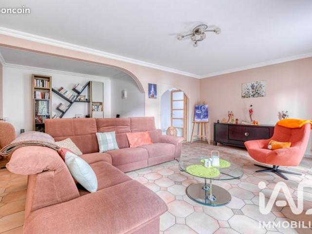 Maison familiale 8 pièces 196 m²