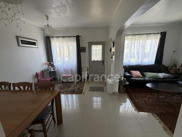 Maison familiale 96 m2 habitable sur terrain 1170 m2 forte potentiel,95600 Eaubonne