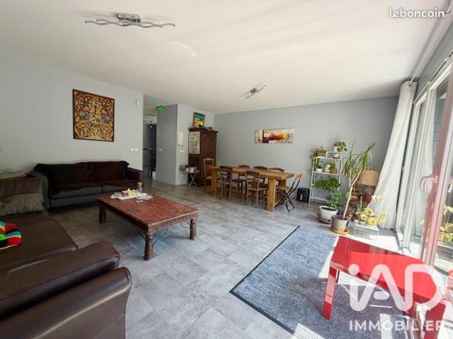 Maison familiale 9 pièces 225 m²