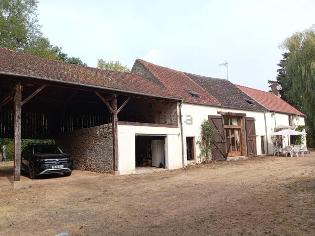 Maison, Feusines