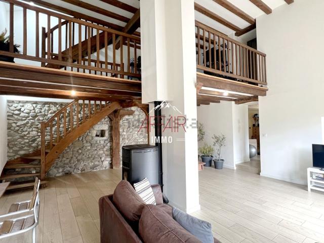 Maison, Feigères