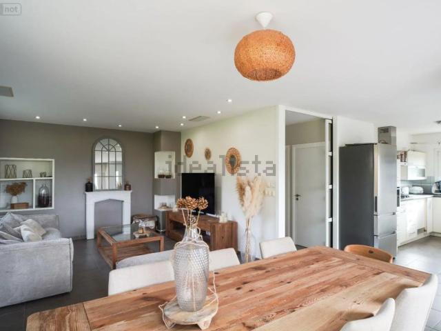 Maison, Feillens