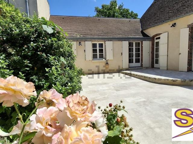 Maison, Ferrières en Gâtinais