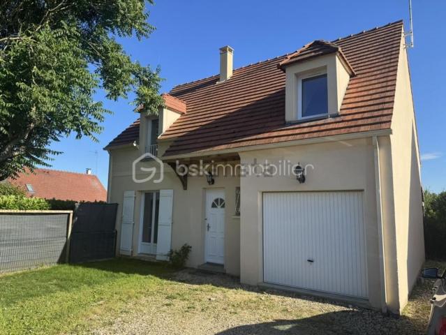 Maison, Fitz James