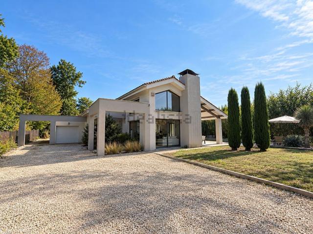 Maison, Fléac