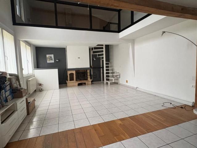 Maison, Flesselles