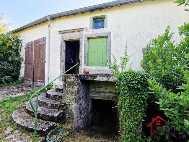 maison française de caractère année 1840
